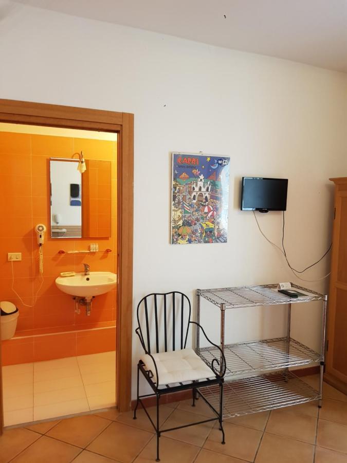 Soriano44 Bed & Breakfast